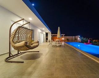 Kaş Üzümlü'de Dağ ve Doğa Manzaralı, Özel Havuzlu, Modern Villa - 3