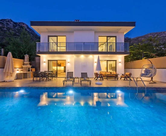 Kaş Üzümlü'de Enfes Doğa İçerisinde, Özel Havuzlu, Jakuzili Kiralık Villa - 1