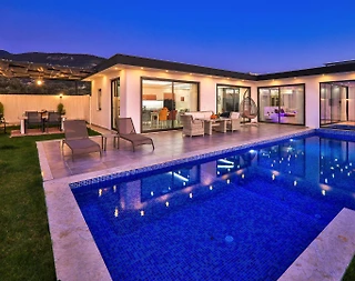 Kaş Üzümlü'de Doğa İçerisinde, Özel Havuzlu, Balayı Villası - 1