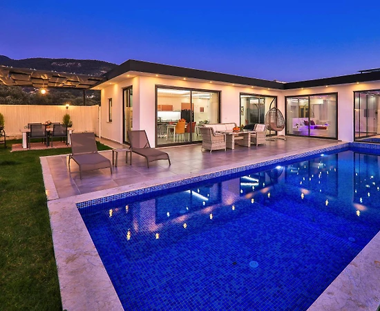 Kaş Üzümlü'de Doğa İçerisinde, Özel Havuzlu, Balayı Villası - 1