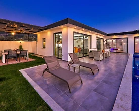 Kaş Üzümlü'de Doğa İçerisinde, Özel Havuzlu, Balayı Villası - 2