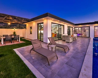 Kaş Üzümlü'de Doğa İçerisinde, Özel Havuzlu, Balayı Villası - 2