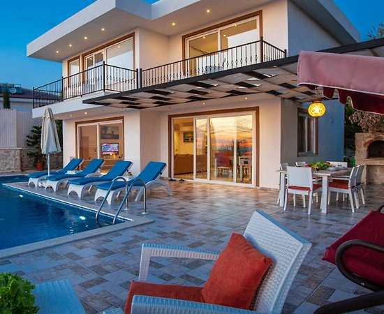 Kaş Üzümlü'de Doğa İçerisinde, Özel Havuzlu, Jakuzili, Modern Villa - 1
