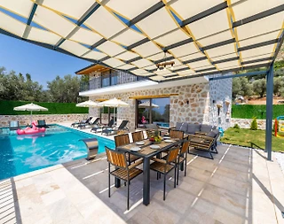 Kaş Üzümlü'de Doğa İle İç İçe, Özel Havuzlu, Kiralık Villa - 5