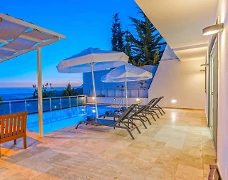 Kaş Üzümlü'de Doğa Manzaralı, Özel Havuzlu, 2+1 Villa - 4