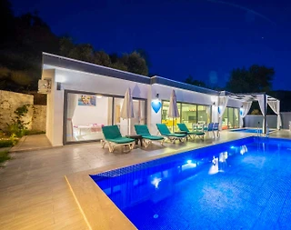 Kaş Üzümlü'de Doğayla Baş Başa, Özel Havuzlu, 4 Kişilik Villa - 1