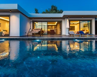 Kaş Üzümlü'de Doğayla Baş Başa, Özel Havuzlu, Jakuzili, Balayı Villası - 1