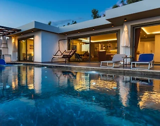 Kaş Üzümlü'de Doğayla Baş Başa, Özel Havuzlu, Jakuzili, Balayı Villası - 3