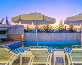 Kaş Üzümlü'de Enfes Doğada, Özel Havuzlu, Ferah Villa - 4