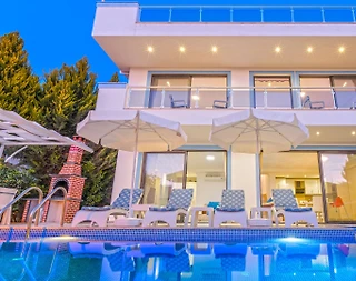 Kaş Üzümlü'de Enfes Doğada, Özel Havuzlu, Ferah Villa - 1