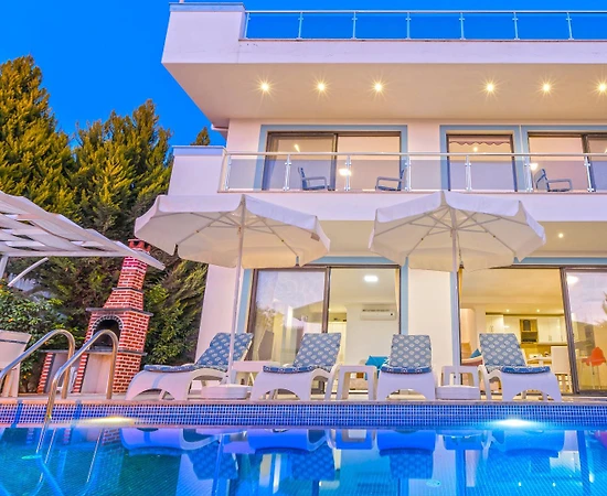 Kaş Üzümlü'de Enfes Doğada, Özel Havuzlu, Ferah Villa - 1