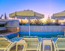 Kaş Üzümlü'de Enfes Doğada, Özel Havuzlu, Ferah Villa - 3