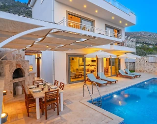 Kaş Üzümlü'de Geniş Ailelere Uygun, Özel Havuzlu, 3+1 Villa - 2