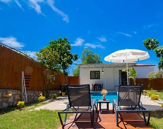 Kaş Üzümlü'de Geniş Bahçeli, Balayı Konseptli, Kiralık Villa - 3