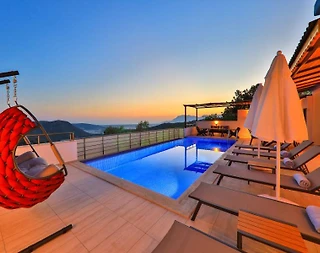 Kaş Üzümlü'de Harika Doğa Manzaralı, Özel Havuzlu, 3+1 Villa - 2