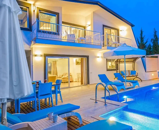 Kaş Üzümlü'de Harika Doğa Manzaralı, Özel Havuzlu, Kiralık Villa - 1