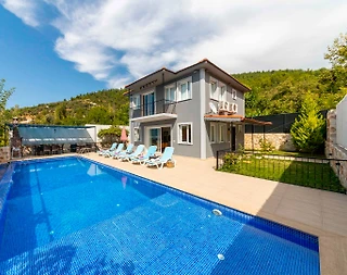 Kaş Üzümlü'de Huzurlu Doğada, Özel Havuzlu, Eşsiz Villa - 1