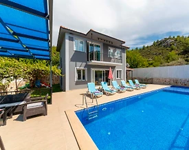 Kaş Üzümlü'de Huzurlu Doğada, Özel Havuzlu, Eşsiz Villa - 2