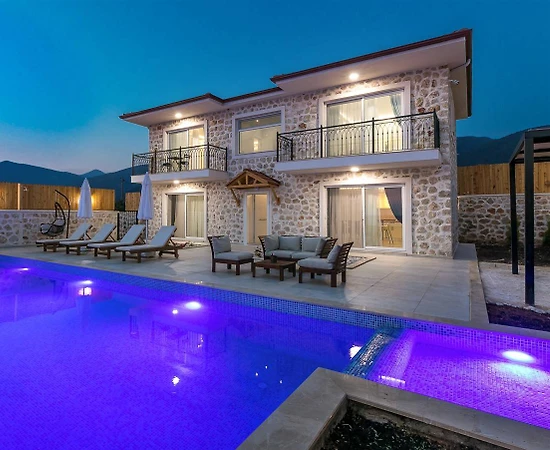 Kaş Üzümlü'de Muhteşem Doğa Manzaralı, Özel Havuzlu, Taş Villa - 1