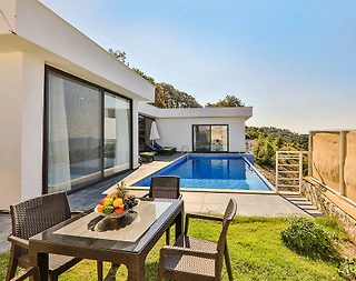 Kaş Üzümlü'de Muhteşem Doğada, Özel Havuzlu, Muhafazakar Kiralık Villa - 3