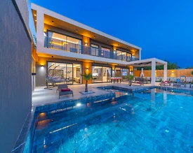 Kaş Üzümlü'de Muhteşem Manzaralı, Özel Havuzlu, Lüks Villa - 2
