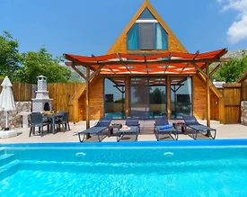 Kaş Üzümlü'de Nezih Konumda, Özel Havuzlu, Jakuzili Bungalov - 3