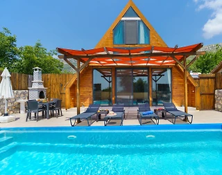 Kaş Üzümlü'de Nezih Konumda, Özel Havuzlu, Jakuzili Bungalov - 3