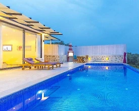 Kaş Üzümlü'de Nezih Konumda, Özel Havuzlu, Kiralık Balayı Villası - 2