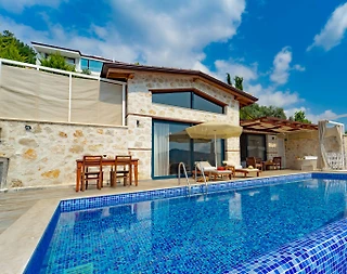 Kaş Üzümlü'de Panoramik Doğa Manzaralı, Özel Havuzlu, Konforlu Villa - 2