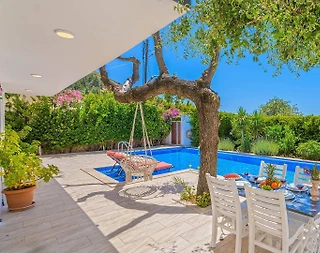 Kaş Üzümlü'de Sakin Konumda, Özel Havuzlu, Balayı Villası - 2