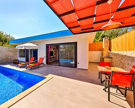 Kaş Üzümlü'de Sakin Konumda, Özel Havuzlu, Balayı Villası - 3