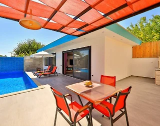 Kaş Üzümlü'de Sakin Konumda, Özel Havuzlu, Balayı Villası - 5