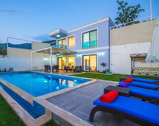 Kaş Üzümlü'de Sakin Konumda, Özel Havuzlu, Ferah Villa - 3