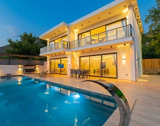 Kaş Üzümlü'de Şehirden Uzakta, Özel Havuzlu, Lüks Villa - 1