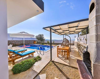 Kaş Üzümlü'de Şehrin Gürültüsünden Uzakta, Özel Havuzlu, Bahçeli Villa - 5