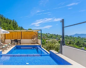 Kaş Üzümlü'de Şehrin Gürültüsünden Uzakta, Özel Havuzlu, Ferah Villa - 2