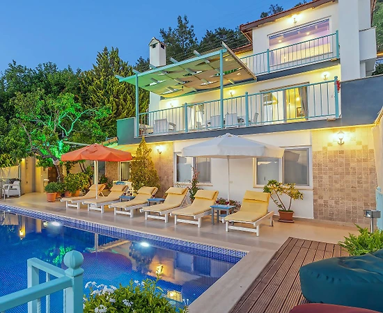 Kaş Üzümlü'de Yeşilliklerle Dolu Doğada, Özel Havuzlu, 3+1 Villa - 1