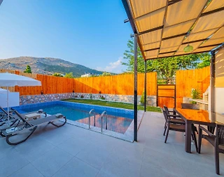 Kaş Yeşilköy'de Yeşillikler İçerisinde, Özel Havuzlu, Jakuzili Villa - 3