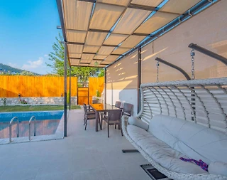 Kaş Yeşilköy'de Yeşillikler İçerisinde, Özel Havuzlu, Jakuzili Villa - 4