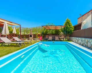 Kaş Yeşilköy'de Balayı Çiftlerine Uygun, Özel Havuzlu, Kiralık Villa - 2