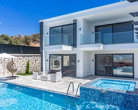 Kaş Yeşilköy'de Balayı Çiftlerine Uygun, Özel Havuzlu, Lüks Villa - 2