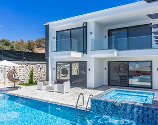 Kaş Yeşilköy'de Balayı Çiftlerine Uygun, Özel Havuzlu, Lüks Villa - 2