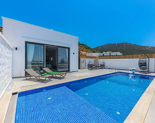 Kaş Yeşilköy'de Çiftlere Uygun, Özel Havuzlu, Balayı Villası - 1