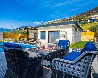 Kaş Yeşilköy'de Çekirdek Ailelere Uygun, Özel Havuzlu, 2+1 Villa - 4