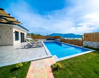 Kaş Yeşilköy'de Çekirdek Ailelere Uygun, Özel Havuzlu, 2+1 Villa - 3