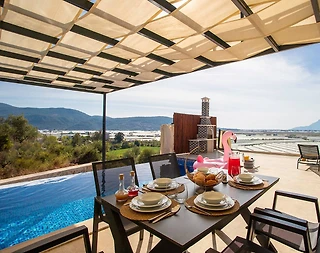 Kaş Yeşilköy'de Çekirdek Ailelere Uygun, Özel Havuzlu, Jakuzili Villa - 4