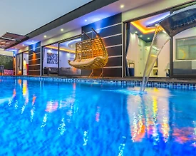 Kaş Yeşilköy'de Doğa İçerisinde, Özel Havuzlu, Konforlu Villa - 2