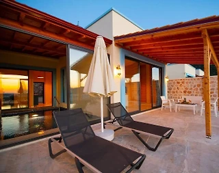 Kaş Yeşilköy'de Doğa İçerisinde, Özel Havuzlu, Saunalı Villa - 4