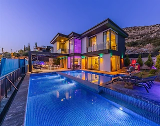 Kaş Yeşilköy'de Doğayla Baş Başa, Özel Havuzlu, Konforlu Villa - 4