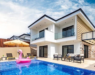 Kaş Yeşilköy'de Doğayla Baş Başa, Özel Havuzlu, Modern Villa - 1